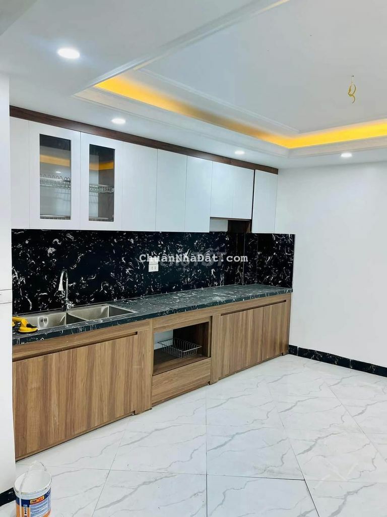 Nhà Đẹp Phố Láng Hạ Thông Đường Láng - 5Tầng Xây Mới -Giá Đầu Tư