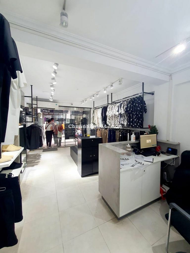 Bán nhà phân lô Hoàng Cầu , 55m, 8 tầng, thang máy, thông sàn, k doanh Bán nhà phân lô Hoàng Cầu , 55m, 8 tầng, thang máy, thông sàn, k doanh