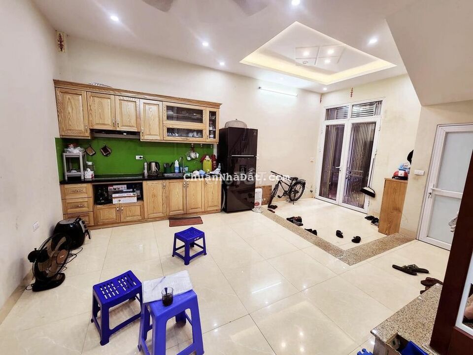 BÁN ĐẤT TẶNG NHÀ 3 TẦNG NGÕ 508 LÁNG, 55M 3.9 TỶ