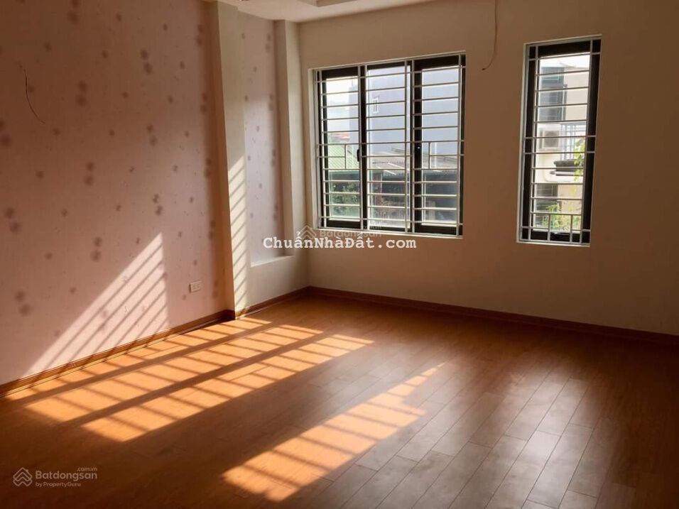 BÁN nhà phố Nguyễn PHÚC LAI ,ô tô vào nhà giá 13,x tỷ BÁN nhà phố Nguyễn PHÚC LAI ,ô tô vào nhà giá 13,x tỷ