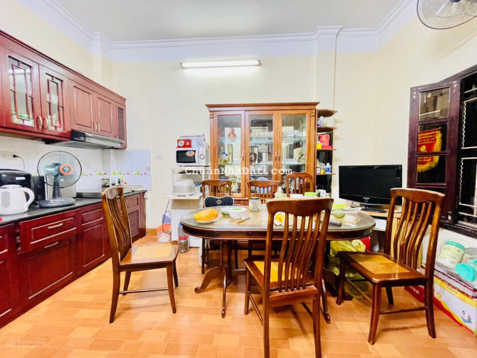 Nhà đẹp Lương Định Của! Lô góc, ô tô tránh - kinh doanh đỉnh - vỉa hè! Giá 14.5 tỷ Nhà đẹp Lương Định Của! Lô góc, ô tô tránh - kinh doanh đỉnh - vỉa hè! Giá 14.5 tỷ