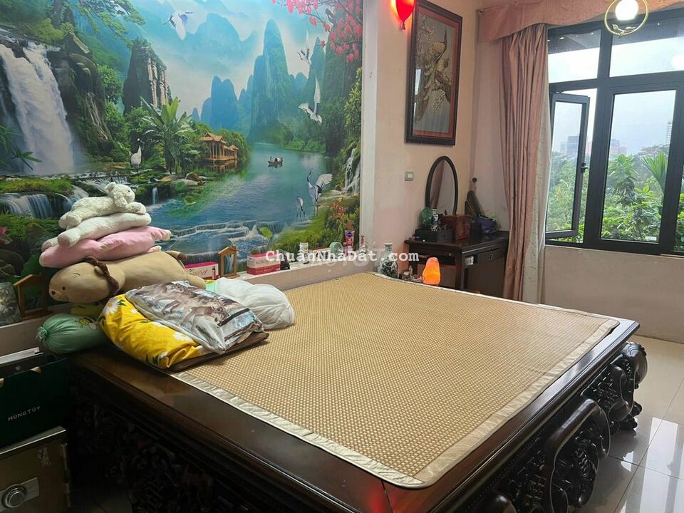 Bán nhà Trần Quang Diệu, 60m, 7 tầng, 6m mặt tiền, thang máy, lô góc