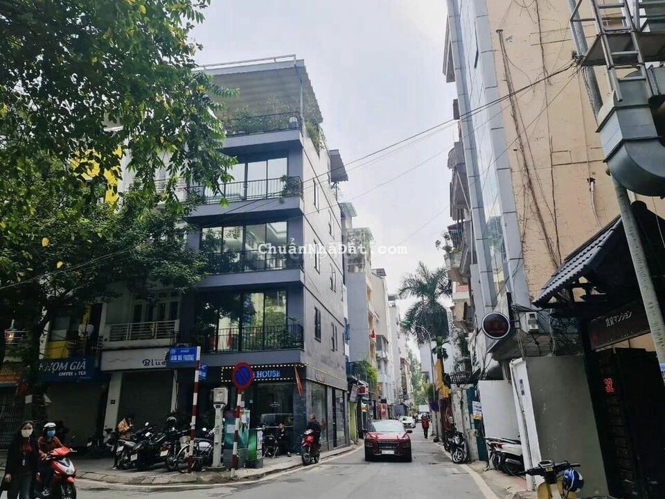 Bán nhà phân lô Đống Đa, 75m, 8 tầng, thang máy, mặt phố, lô góc, kinh