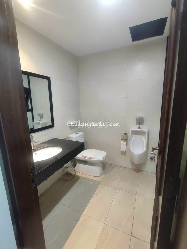 Bán nhà mặt phố quận ủy Đống Đa 79m, mặt tiền 6m , 8 tầng, kinh doanh. Bán nhà mặt phố quận ủy Đống Đa 79m, mặt tiền 6m , 8 tầng, kinh doanh.