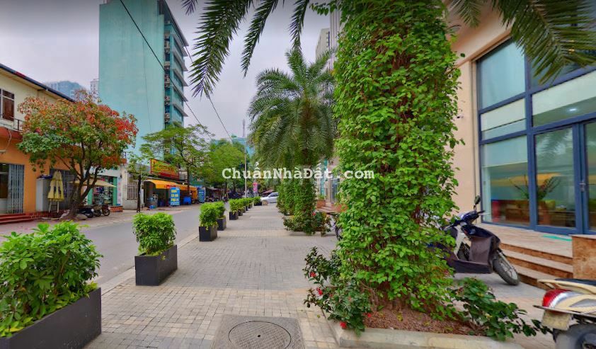 Bán nhà thừa kế mặt phố Vũ Ngọc Phan. dt 92m2, mặt tiền 10m, có hầm