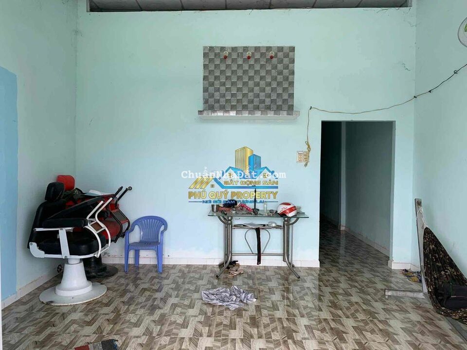 Bán nhà ngộp Hoà Khánh Nam, Đức Hoà, Long An Bán nhà ngộp Hoà Khánh Nam, Đức Hoà, Long An