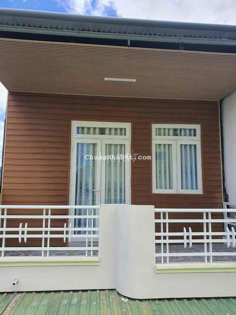 Bán 3 căn nhà Hiệp Thạnh gần ngã 4 Finom