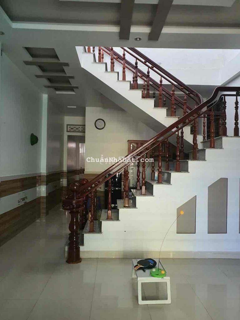 Bán 3 căn nhà Hiệp Thạnh gần ngã 4 Finom