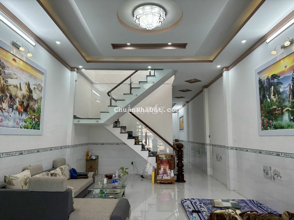 NHÀ MẶT TIỀN, NGUYỄN THÁI HỌC, LIÊN NGHĨA, ĐỨC TRỌNG