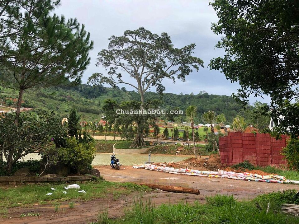 bán nhà biệt thự lô 90 15,5x20m trung tâm thị trấn liên nghĩa