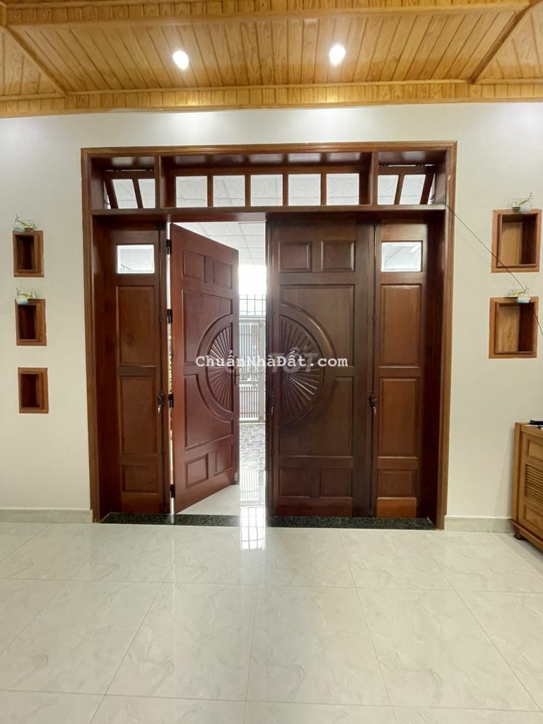 NHÀ MẶT TIỀN, NGÔ GIA KHẢM, LIÊN NGHĨA, ĐỨC TRỌNG