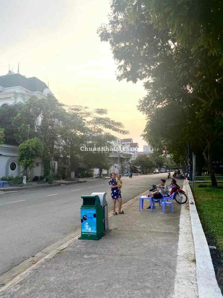 ☘️ BÁN DÃY NHÀ TRỌ MT ĐS 50 KHU TÊN LỬA. Ngộp bank bán gấp Chỉ 15 Tỷ.