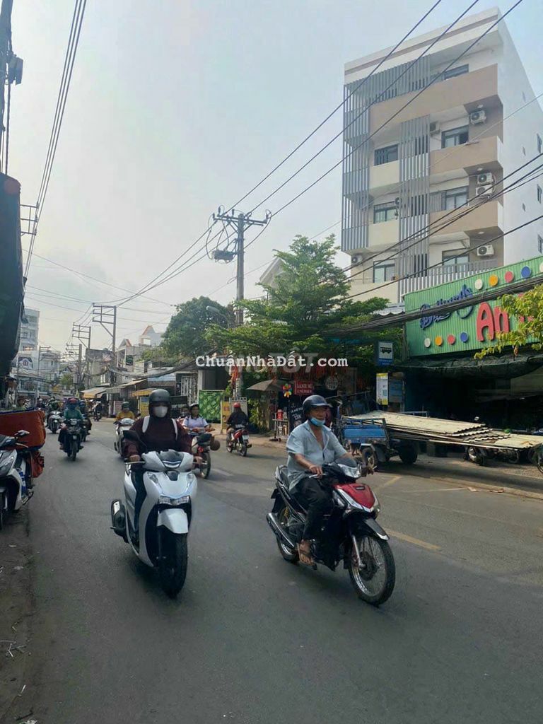 Bán MTKD và CHDV Mã Lò, Bình Tân. 10*30m. Giá 40 Tỷ.