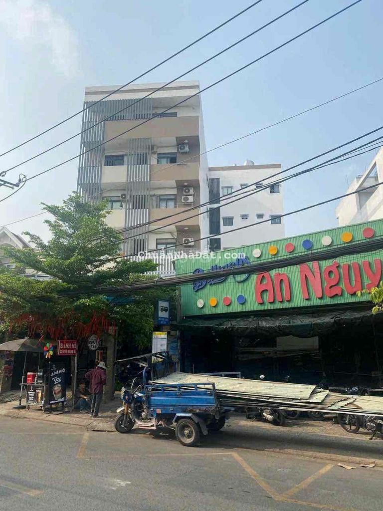 ☘️ Bán căn hộ dịch vụ MTKD Mã Lò, Bình Tân. 10*30m, Giá 40 Tỷ.