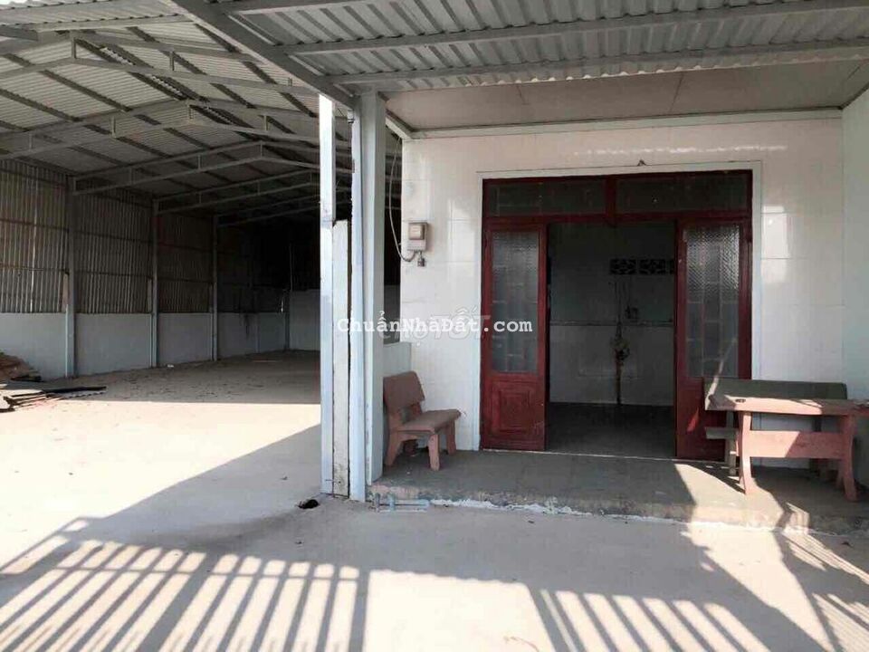 Kho và nhà cấp bốn(400m).Hoà Phú.Củ Chi