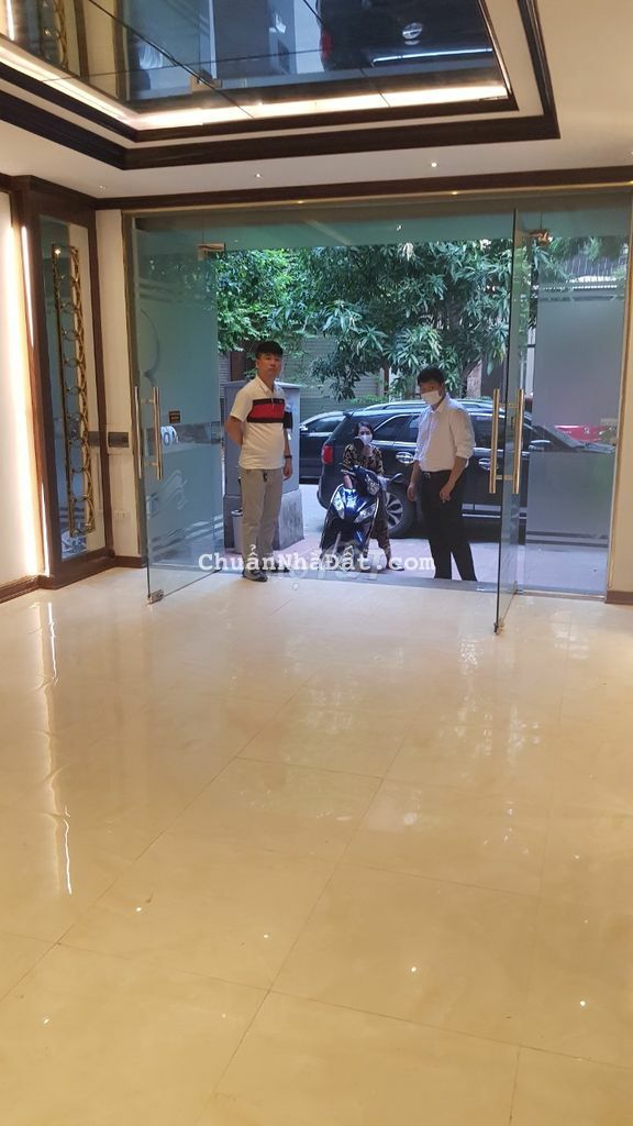 Nhà Nguyễn Văn Lộc, ngay ủy ban Phường 70m 5 tầng chỉ nhỉnh 15 tỷ Nhà Nguyễn Văn Lộc, ngay ủy ban Phường 70m 5 tầng chỉ nhỉnh 15 tỷ