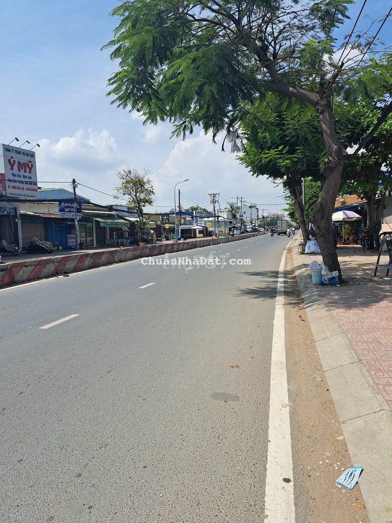 Đầu tư ngon - Mặt tiền Huỳnh Tấn Phát 16x25m nở hậu, 375m2 nhà 2 tầng Đầu tư ngon - Mặt tiền Huỳnh Tấn Phát 16x25m nở hậu, 375m2 nhà 2 tầng