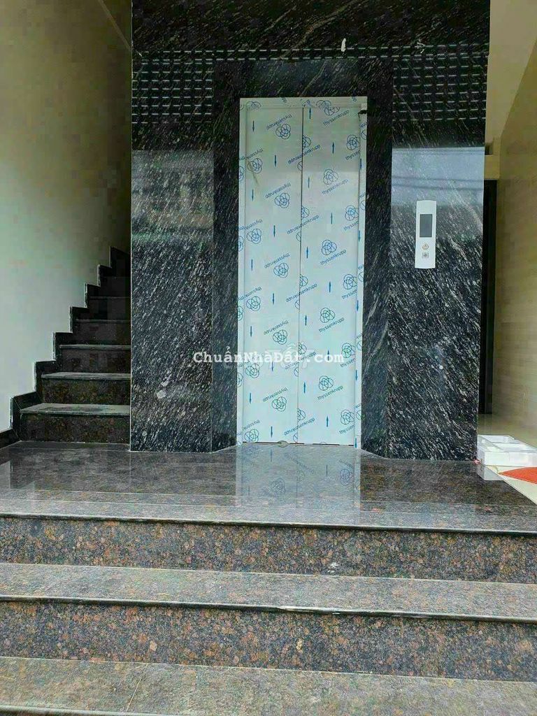 Bán Tòa Nhà Văn Phòng 5 Lầu MT Hiệp Thành Quận 12 Bán Tòa Nhà Văn Phòng 5 Lầu MT Hiệp Thành Quận 12