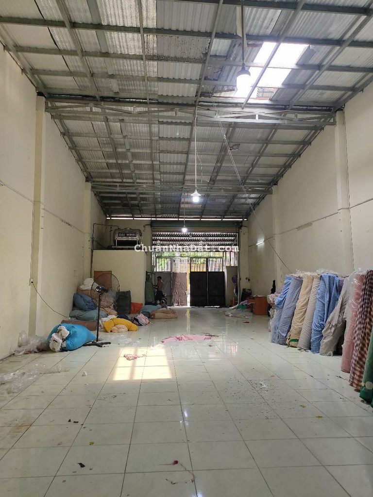 Bán gấp xưởng sổ hồng chính chủ giá rẽ Bán gấp xưởng sổ hồng chính chủ giá rẽ