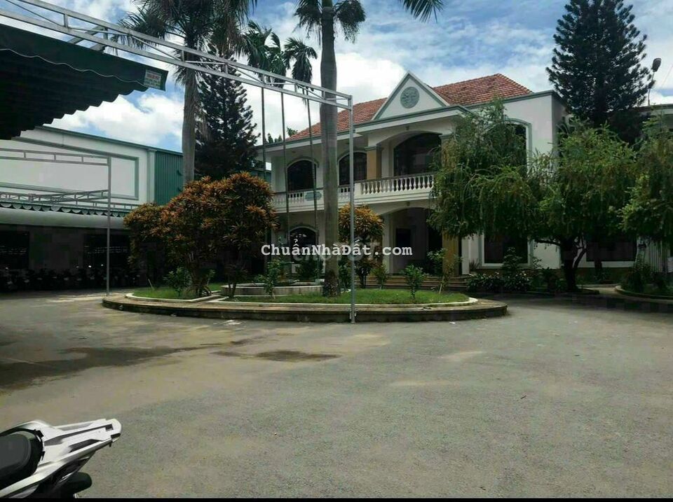 Bán nhà xưởng vị trí Tân Thới nhất quận12. Đang cho thuê 400tr 1 th Bán nhà xưởng vị trí Tân Thới nhất quận12. Đang cho thuê 400tr 1 th