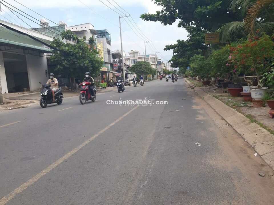 Vị trí kinh doanh phạm đức sơn DT 10x27 giá 25.5 tỷ thương lượng