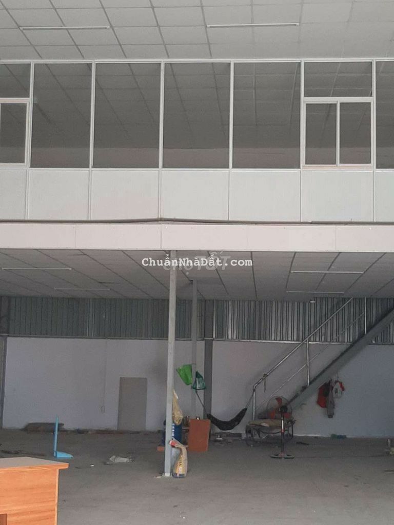 Kho mặt tiền đại lô bình dương lái thiêu Dt 13x19m