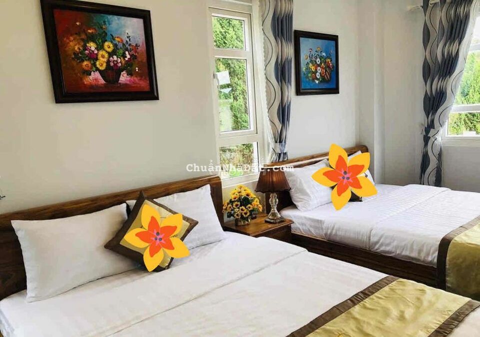 Bán gấp khách sạn căn góc 2 mặt tiền thoáng 22 tỷ