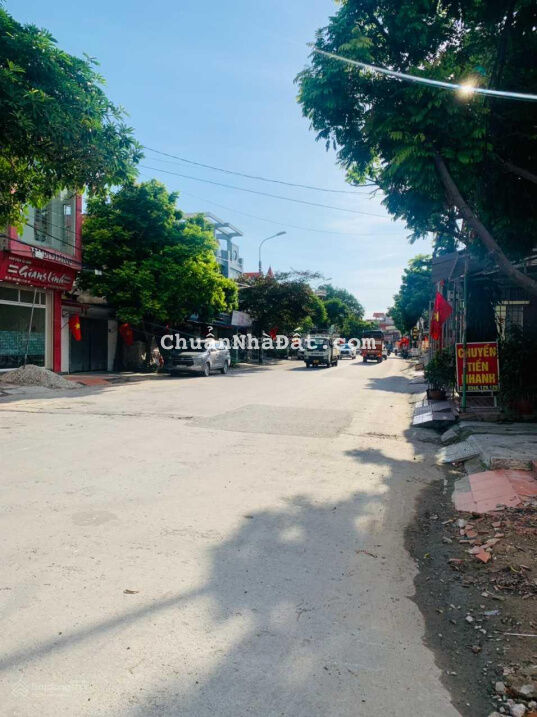 Bán lô đất 261m2 tặng 30m2 lưu không trung tâm thị trấn An Dương giá thỏa thuận. LH: 0979087664 Bán lô đất 261m2 tặng 30m2 lưu không trung tâm thị trấn An Dương giá thỏa thuận. LH: 0979087664