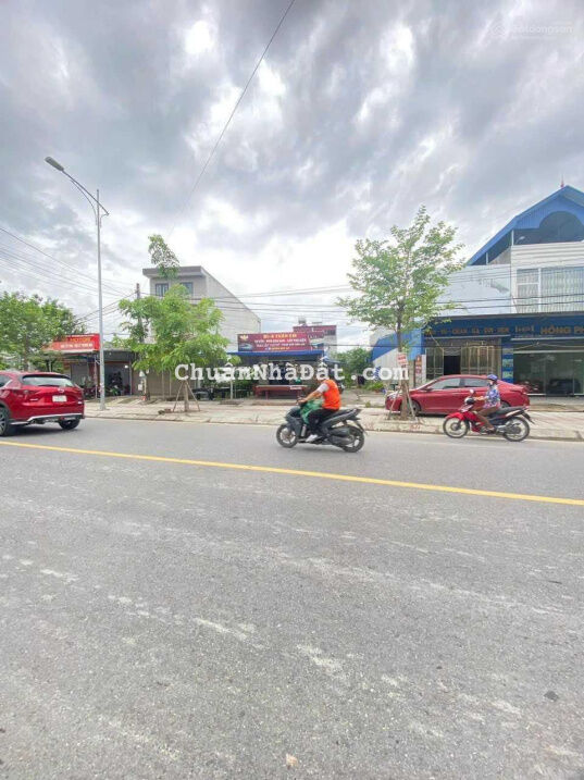 Mặt trục Máng Nước vị trí đẹp, kinh doanh buôn bán. LH: 0979087664 Mặt trục Máng Nước vị trí đẹp, kinh doanh buôn bán. LH: 0979087664