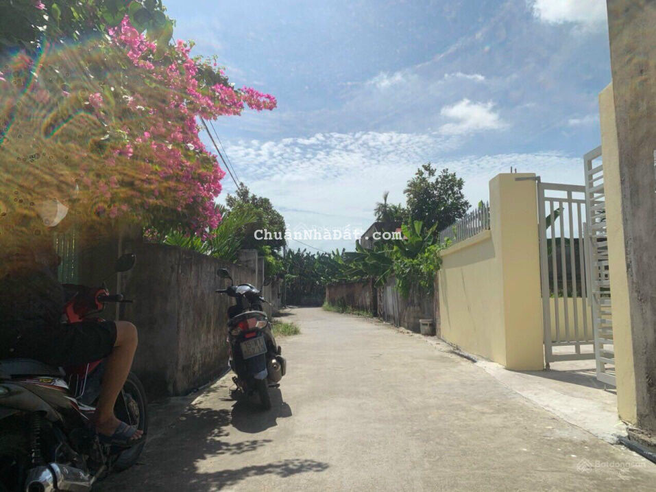 Bán 66,2m2 đất trục thôn 4m thông chiều tại Đông Nham - Quốc Tuấn - An Lão Bán 66,2m2 đất trục thôn 4m thông chiều tại Đông Nham - Quốc Tuấn - An Lão