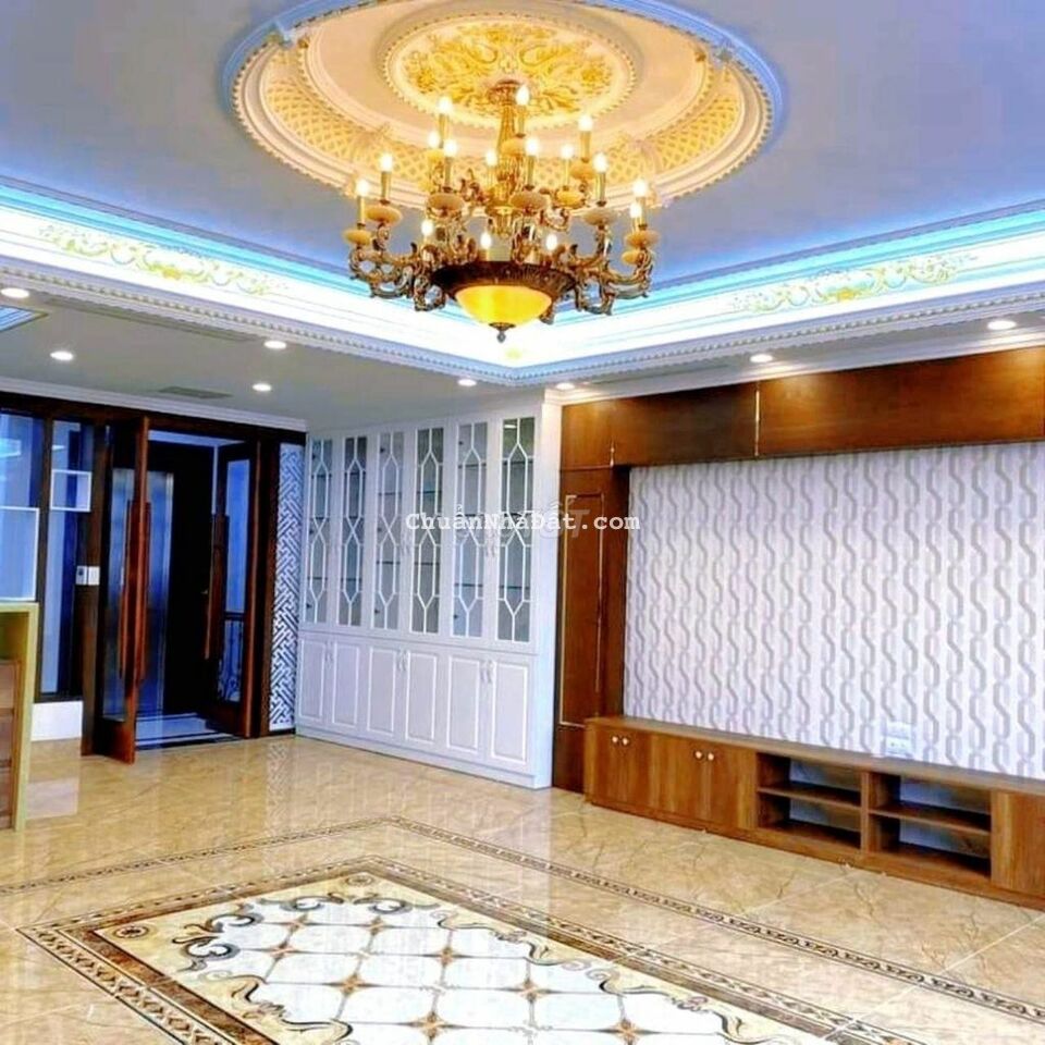 Bán đất Đội Cấn tặng nhà 3 tầng biệt thự nhà vườn ô tô vào nhà.