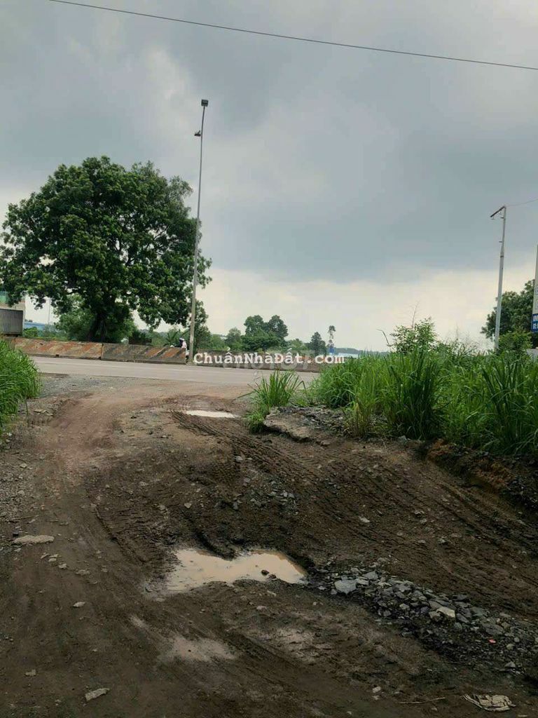 Đất sát mt Võ Nguyên Giáp. Phước Tân. Biên Hòa