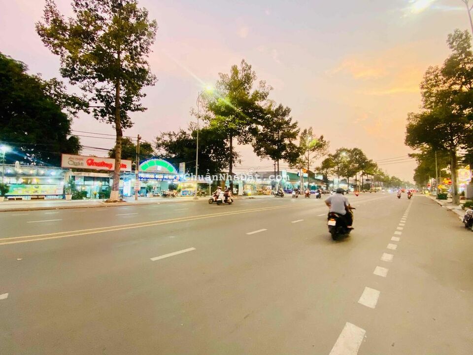 Kẹt tiền bán gấp lô đất khu dân cư d2d đường N2