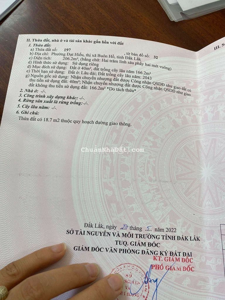 BÁN ĐẤT KDL BẾN NƯỚC PHƯỜNG ĐẠT HIẾU. TX BUÔN HỒ. 6M×35 TC40. 350TR