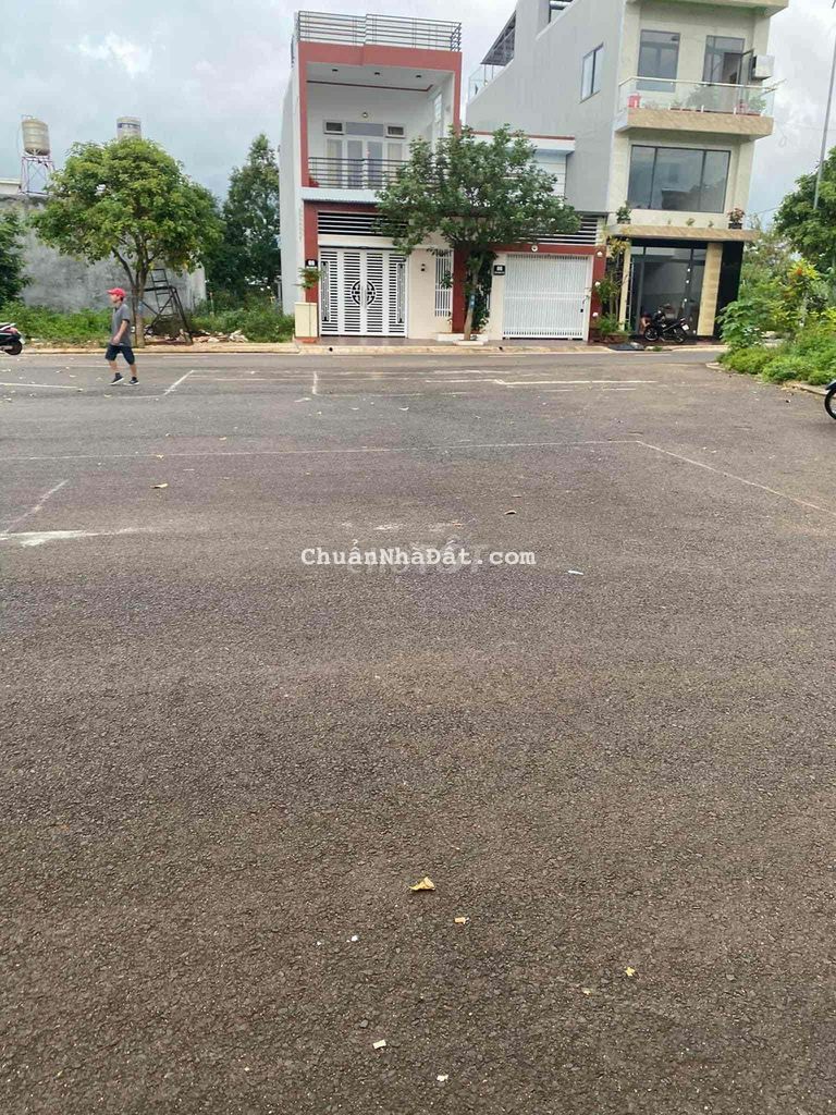 Đất đường Trần Quang Diệu (TĐC Mai Xuân Thưởng) Đất đường Trần Quang Diệu (TĐC Mai Xuân Thưởng)