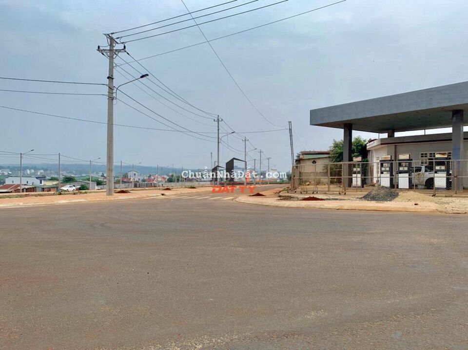 ĐẤT MẶT TIỀN LÊ VỤ TP.BMT - 5 TỶ 6