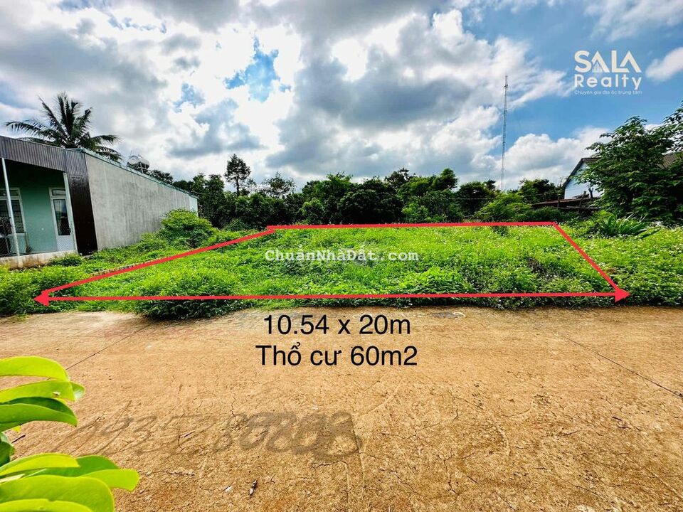 Đất hẻm Vành Đai QL 14-26 (10.54 x 20m) gần trường Ngô Mây Đất hẻm Vành Đai QL 14-26 (10.54 x 20m) gần trường Ngô Mây