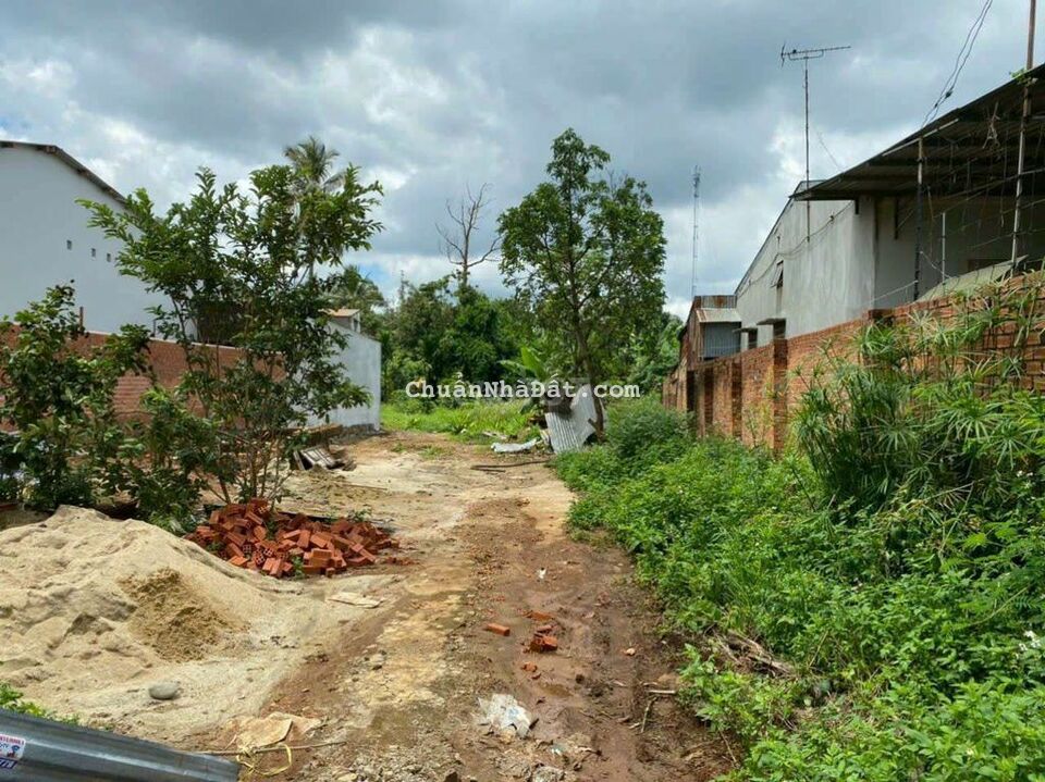 ĐẤT ĐẦU TƯ KA2 - SAU CHỢ EATU GẦN ĐƯỜNG 14-26