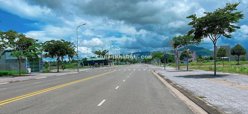 BÁN ĐẤT LONG TÂM BÀ RỊA VŨNG TÀU ĐƯỜNG RỘNG 30m