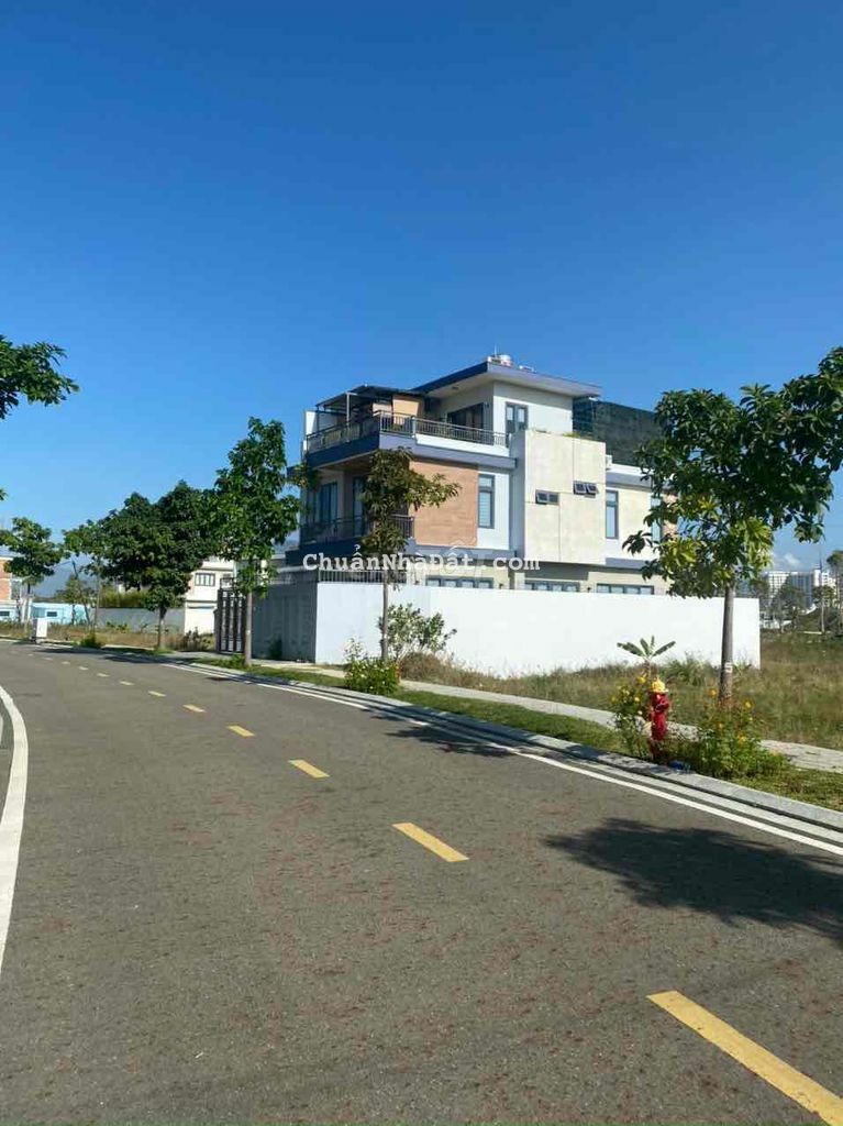 Bán đất ngộp ngay Trung Tâm Hành Chính Bàu Bàng 750 triệu/nền Bán đất ngộp ngay Trung Tâm Hành Chính Bàu Bàng 750 triệu/nền