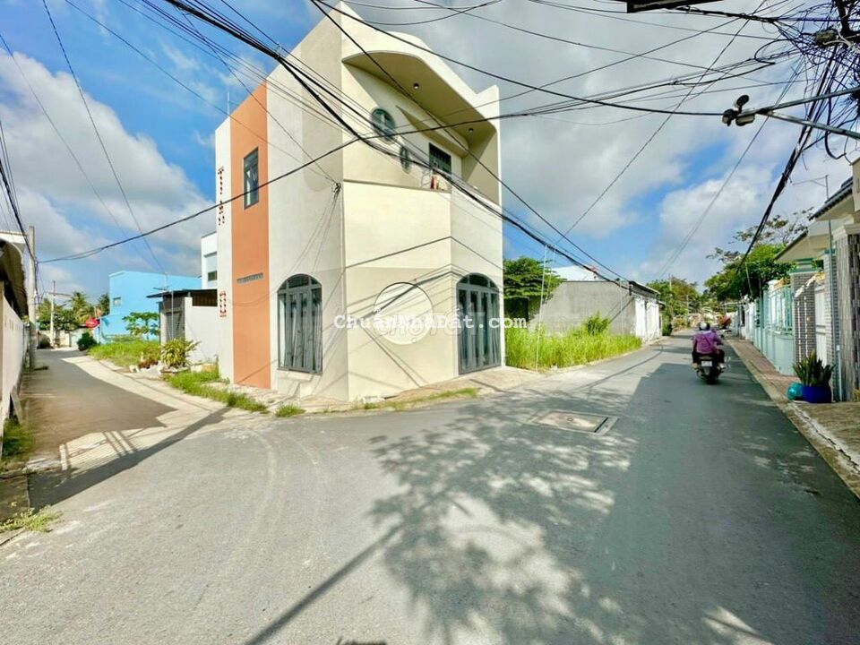 BÁN LÔ ĐẤT ĐẸP TRONG KHU DÂN CƯ HIỆN HỮU 100M2 BÁN LỖ LUÔN Ạ