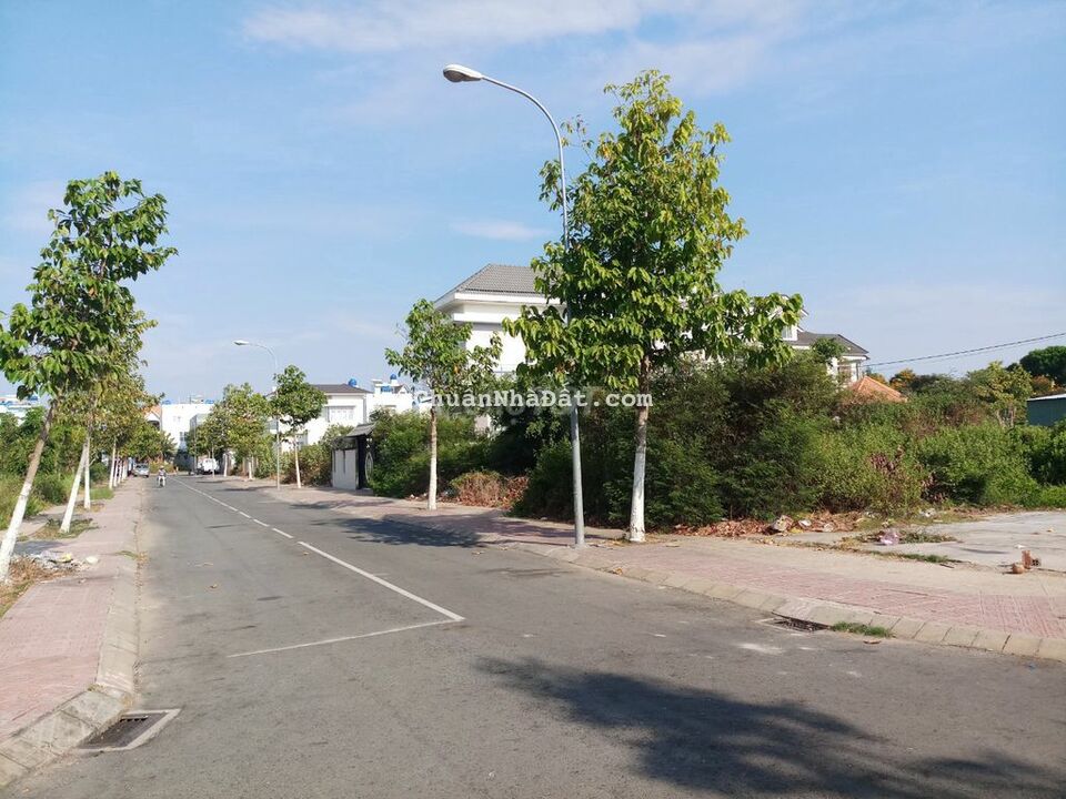 5x21 đối diện KCN Pouyuen 2, cách Tên Lửa 15p, SHR