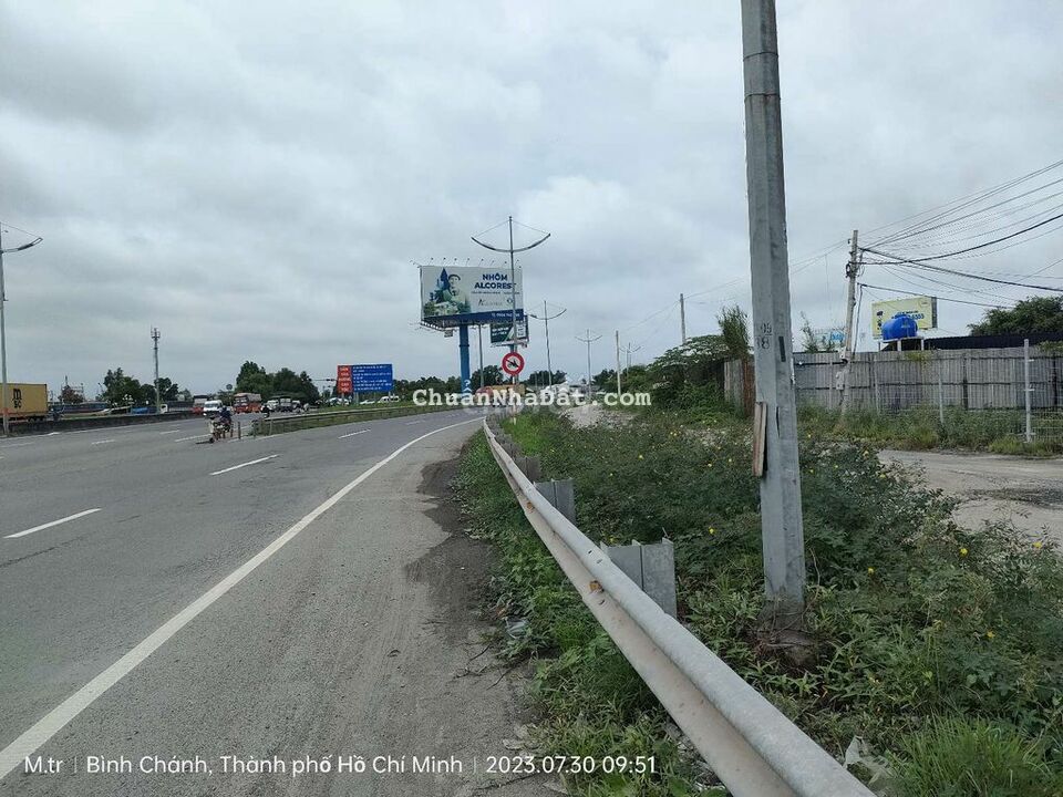 Đất kho bãi mặt tiền cao tốc Đất kho bãi mặt tiền cao tốc