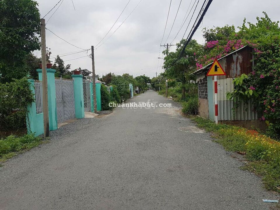 Đất mặt tiền đường Liên Âp 1-2, sổ đỏ, 1.2 tỷ Đất mặt tiền đường Liên Âp 1-2, sổ đỏ, 1.2 tỷ