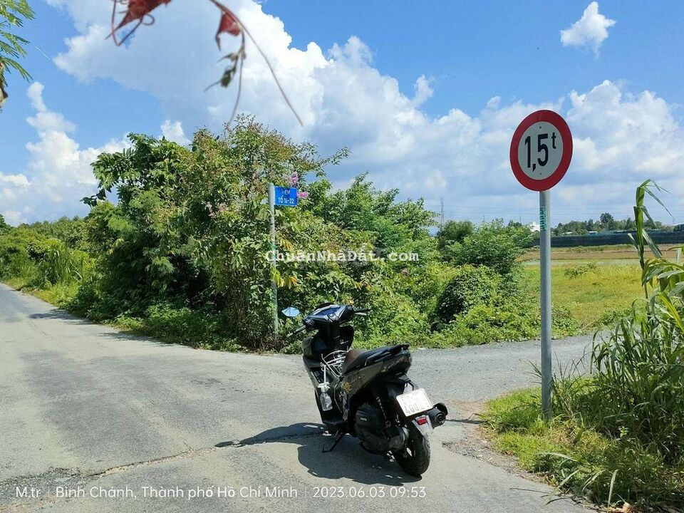 Dat vườn xa bình chánh gốc 2 mặt tiền rất đẹp