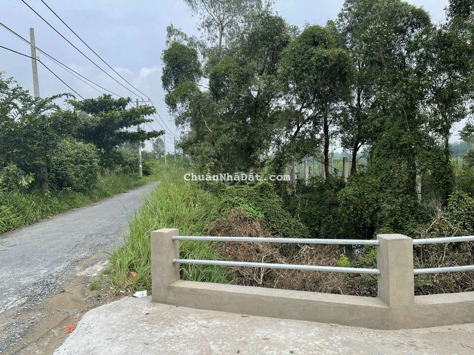 Dat mặt tiền bà Tỵ gia mềm đường bà Tỵ chuẩn bị mở rộng 10m