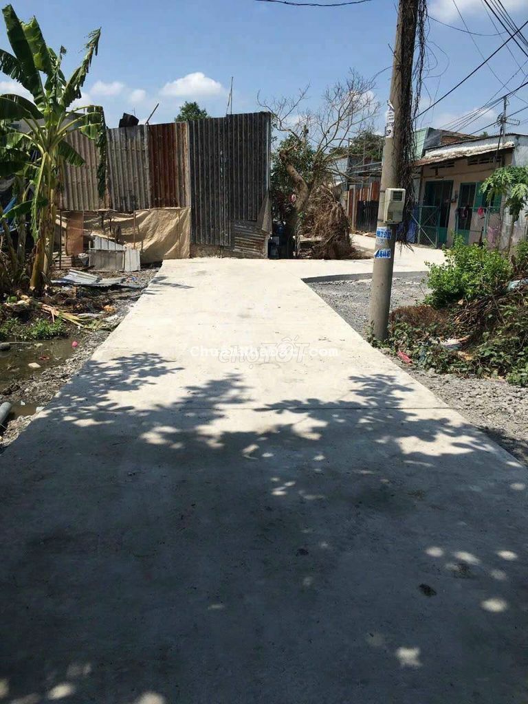 Đất vườn sổ riêng tan kiên đường xe hơi hẻm bông văn dĩa Đất vườn sổ riêng tan kiên đường xe hơi hẻm bông văn dĩa