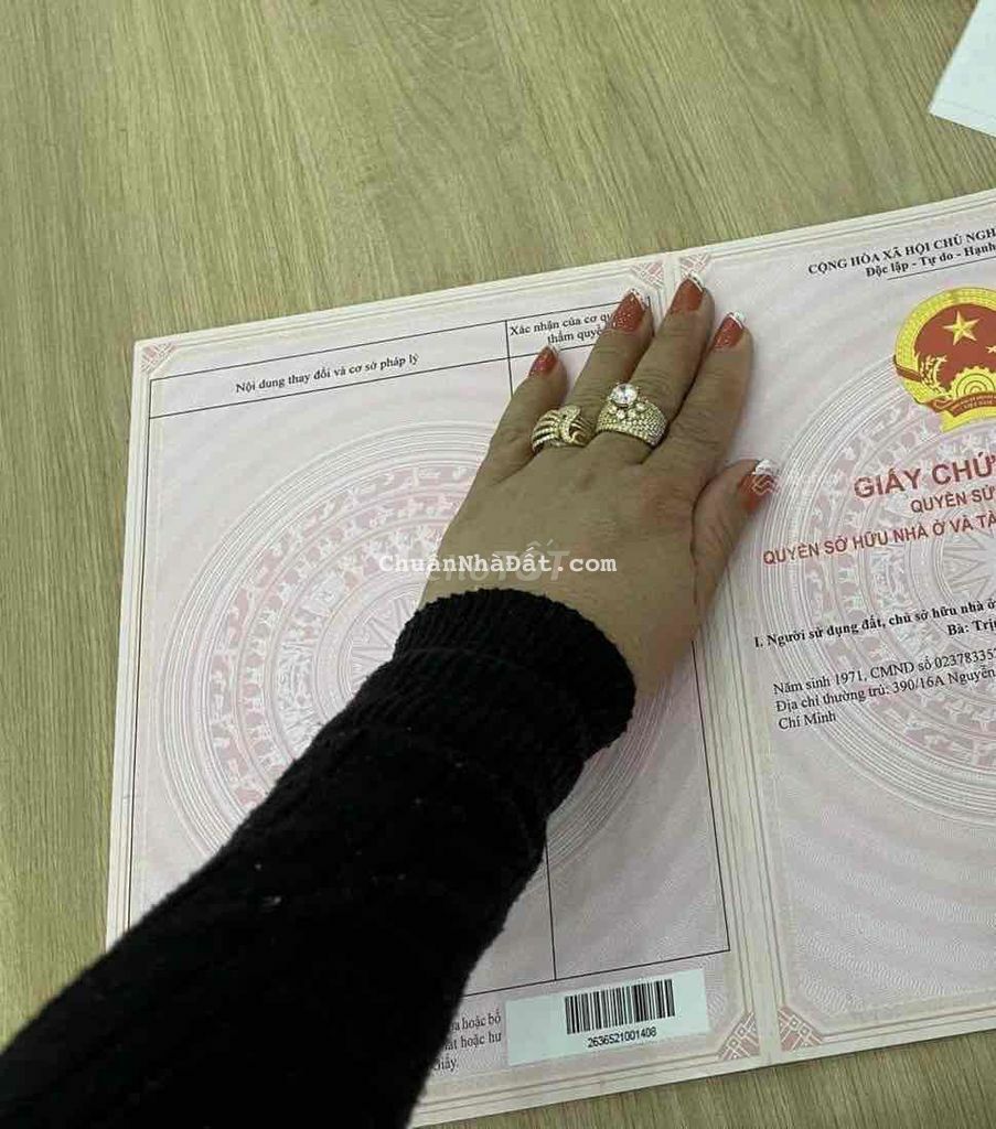 CHỊ LAN KẸT TIỀN BÁN MIẾNG ĐẤT THỔ 80m2 GIÁ 780Tr- ĐỐI DIỆN CHỢ BCHANH