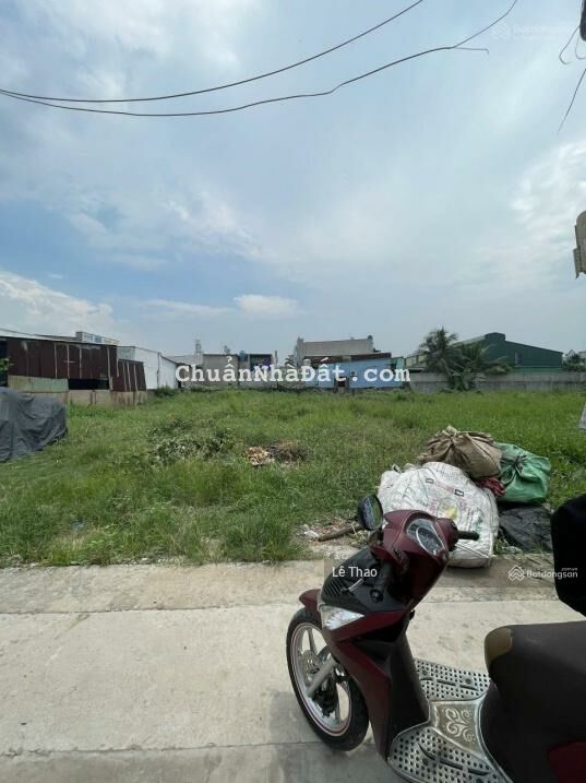 Bán nhanh nền đất 83,4m2/827tr. SHR. MT Trịnh Như Khuê, Bình Chánh. Cách tiểu học Bình Chánh 600m