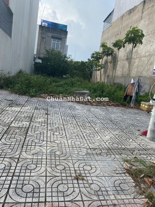 Bán lô đất thổ cư đường Trịnh Quang Nghị, gần chợ Phú Lạc, 769tr/85m2, sổ hồng riêng, bao check sổ